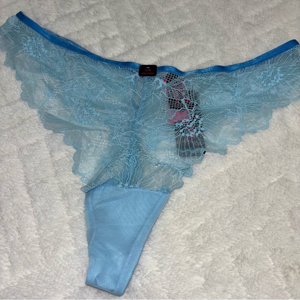 🧸 NWT LaSenza Blue Lace Panty